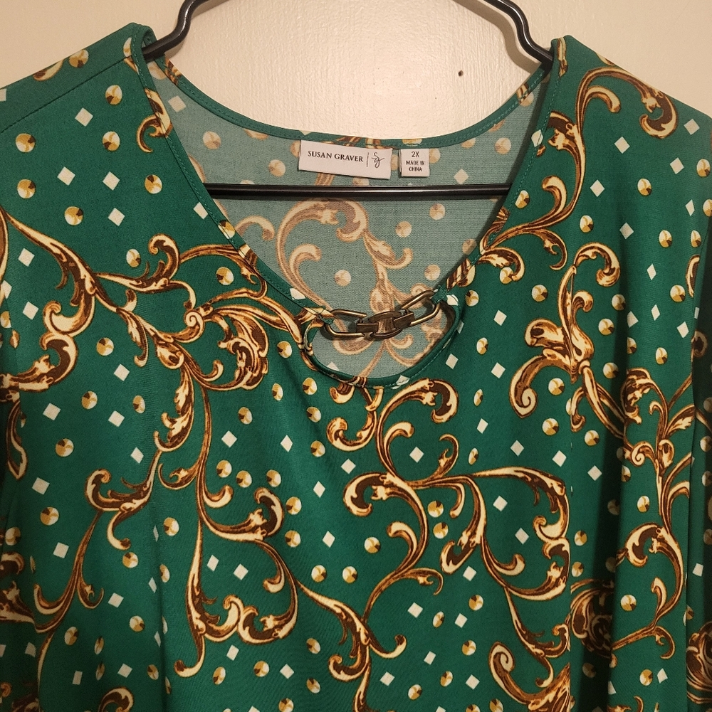 #56 Susan Graver Green Gold Swirl Blouse, Plus Size 2X - Picture 3 of 10